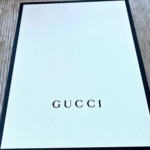 GUCCI - Picture 2 of 14